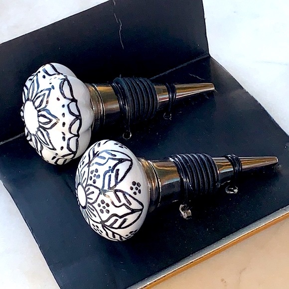 CASA DECO BOTTLE STOPPERS BLACK WHITE DESIGN - Picture 6 of 8